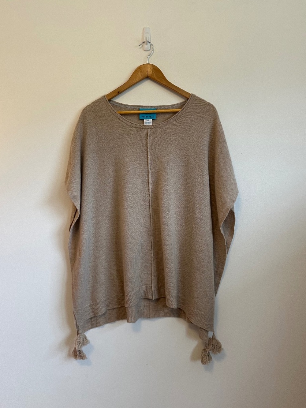 Islefield Cashmere Poncho with Tassels in Tan | One Size